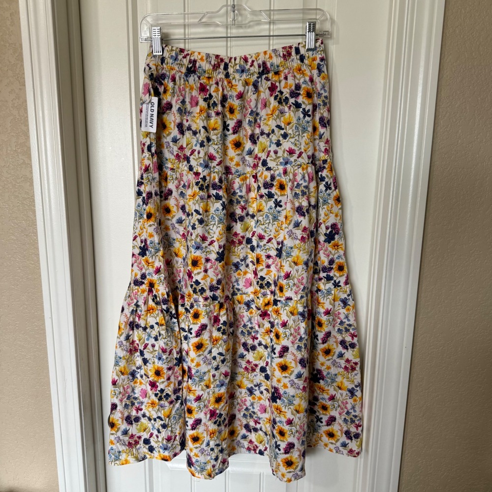 Old Navy Floral Tiered Maxi Skirt Womens Medium Multicolor NWT Boho Cottagecore - Picture 5 of 8